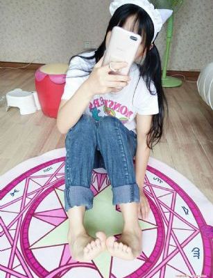 迷人服务员bd高清