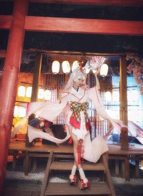 电影女老师